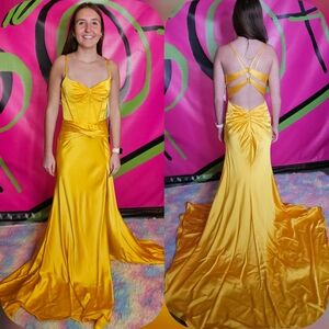 Elegant Yellow Satin Evening Gown with Strappy Open Back